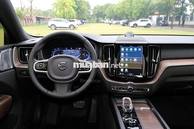 Volvo XC60 2022 Động cơ mới Bản Đủ Nhập Khẩu