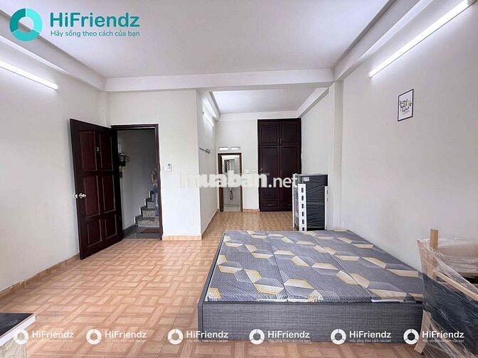 STUDIO BAN CÔNG TRỐNG SẲN ĐẦY ĐỦ NỘI THẤT NGAY KHU CỘNG HOÀ