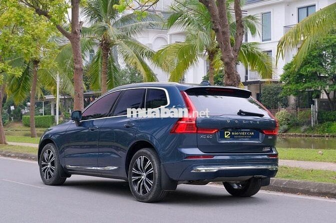 Volvo XC60 2022 Động cơ mới Bản Đủ Nhập Khẩu