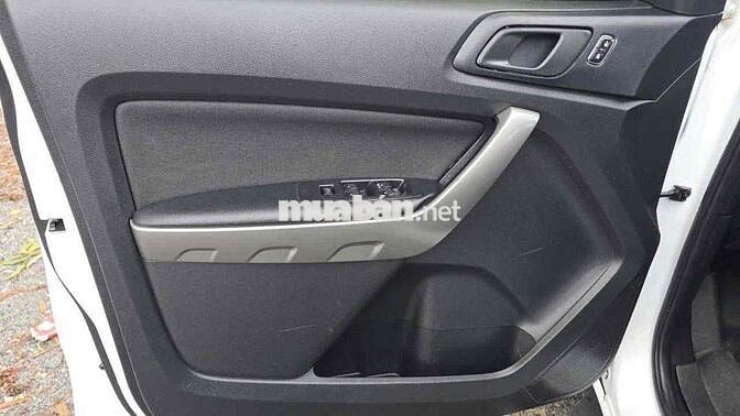 Ford Ranger 2021 Trắng có ttao đổi xe