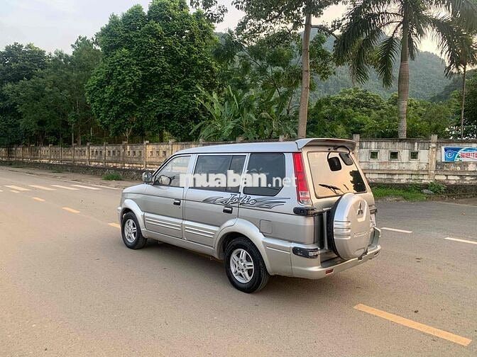 Mitsubishi Jolie Số sàn Bạc 7 chỗ