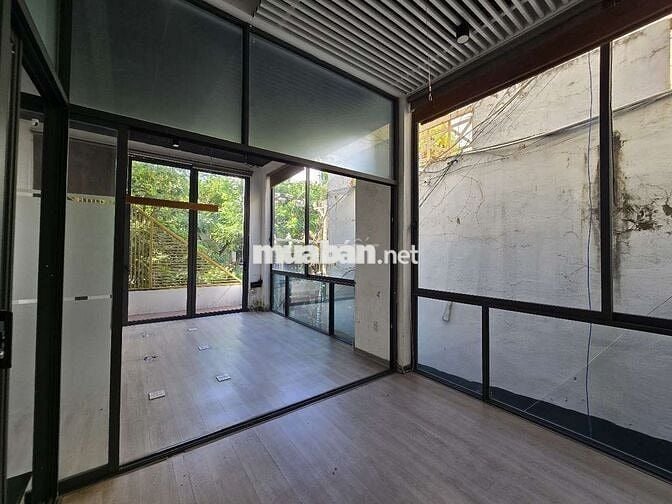Cho thuê nhà 4 tầng, dtsd 160 m2,01 Lý Thường Kiệt, Hải Châu,  Đà Nẵng