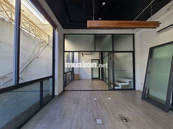 Cho thuê nhà 4 tầng, dtsd 160 m2,01 Lý Thường Kiệt, Hải Châu,  Đà Nẵng