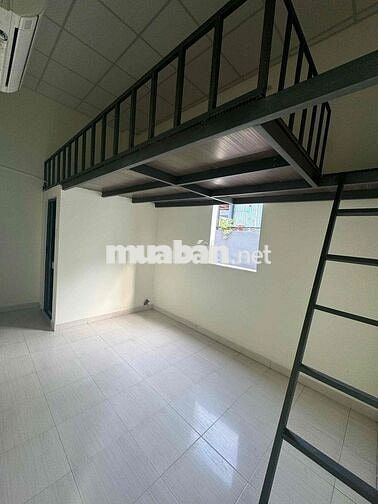 Duplex Trần cao - Giáp Quận 10/ Bắc Hải / UEH / CV Lê Thị Riêng