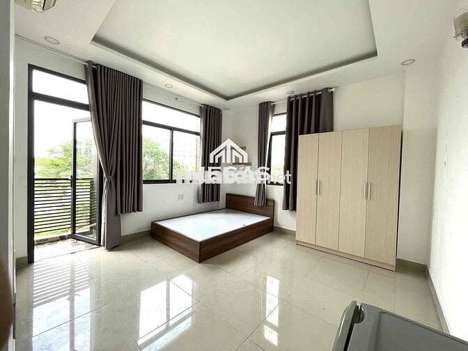 KHAI TRƯƠNG 30P MỚI XÂY GIÁ RẺ CỬA SỔ TRỜI QUA HUFLIT 5P