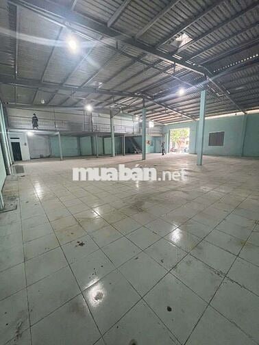 xưởng cho thuê bà điểm hóc môn DT 500m giá 35tr