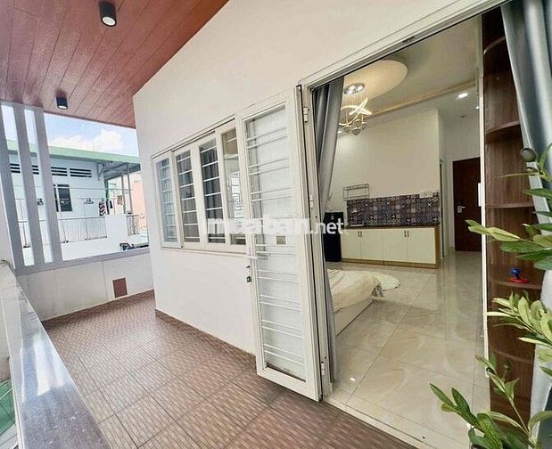 STUDIO FULL NT BAN CÔNG | Gần ĐH SG, Sư Phạm, Y Dược, UEH | TUNG TÂMQ5