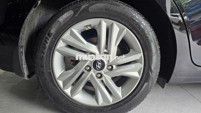 🚗 Hyundai Elantra 1.6AT sx 2021