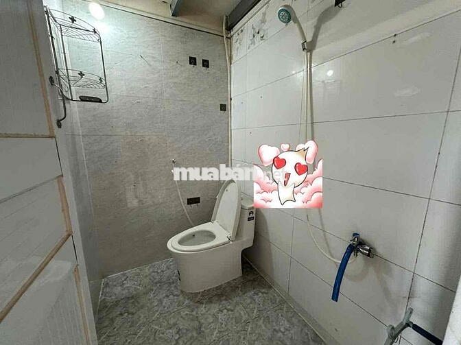 kiot có 1PN và 1 gác, ở hay kinh doanh đều đc ở Bình Lợi
