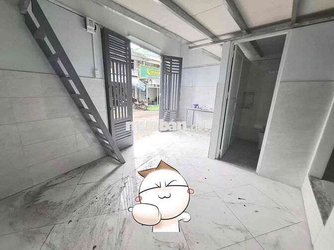 kiot có 1PN và 1 gác, ở hay kinh doanh đều đc ở Bình Lợi