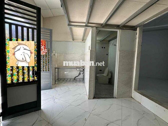 kiot có 1PN và 1 gác, ở hay kinh doanh đều đc ở Bình Lợi