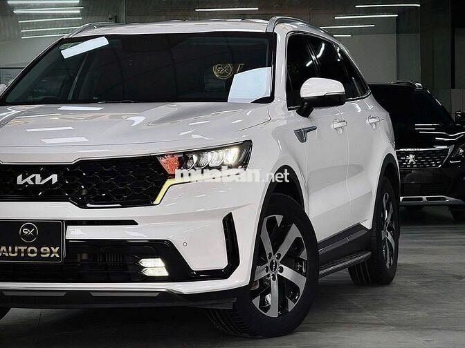 KIA Sorento 2022 2.2L Luxury Trắng 7 chỗ