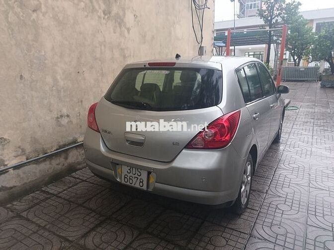 Nissan Tiida AT 2007 Bạc 1.8L 110000 km
