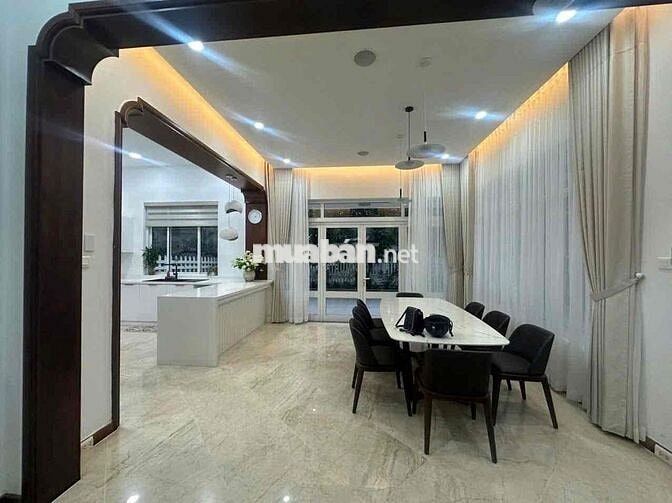 Biệt Thự Vip 10m TÂN SƠN NHÌ, 3 Tấm, 8 x 20m, 6 Phòng Ngủ, 6 wc