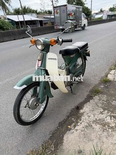Honda Cub 78 Xanh lá, trắng Cổ điển