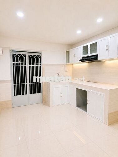 🔥 NHÀ HẺM XE TẢI 3/2 - QUẬN 10 - 3 PHÒNG NGỦ - CHỈ 13TR/THÁNG 🔥
