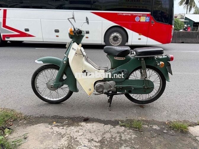 Honda Cub 78 Xanh lá, trắng Cổ điển