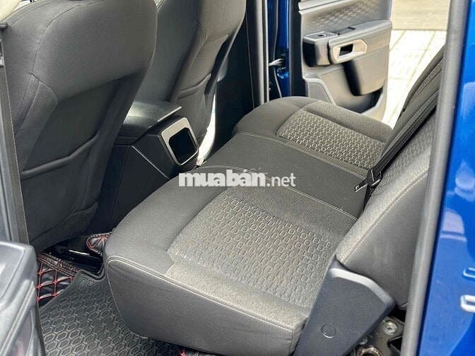 Ford Ranger 2 cầu XLT 4x4 Số Tự động
