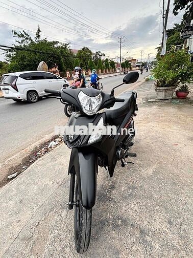 SYM Elegant 50 Đen