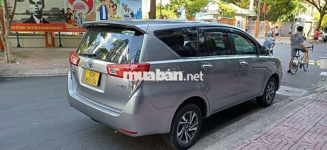 Toyota Innova 2.0E SX 2022 Số sàn