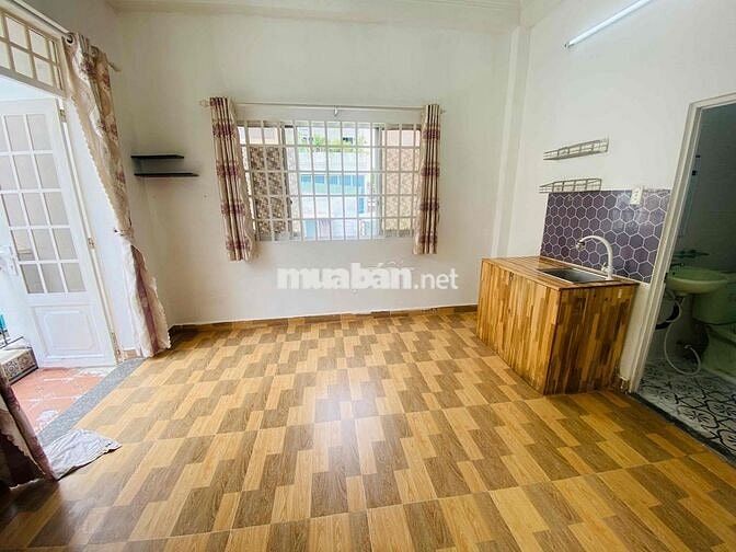 chính chủ đang trống phòng gần bv ung bứu