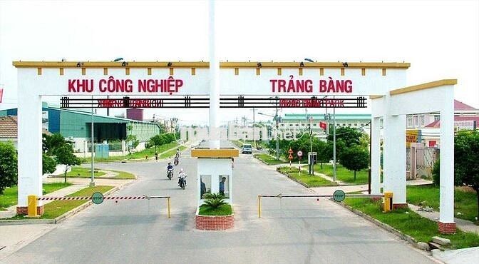 Ngay cổng chào Tây Ninh, Đất thổ cư 379m2 (10x37), 850 triệu, sổ riêng