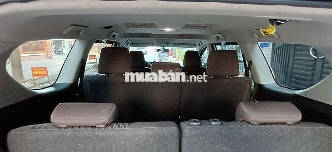 Toyota Innova 2.0E SX 2022 Số sàn