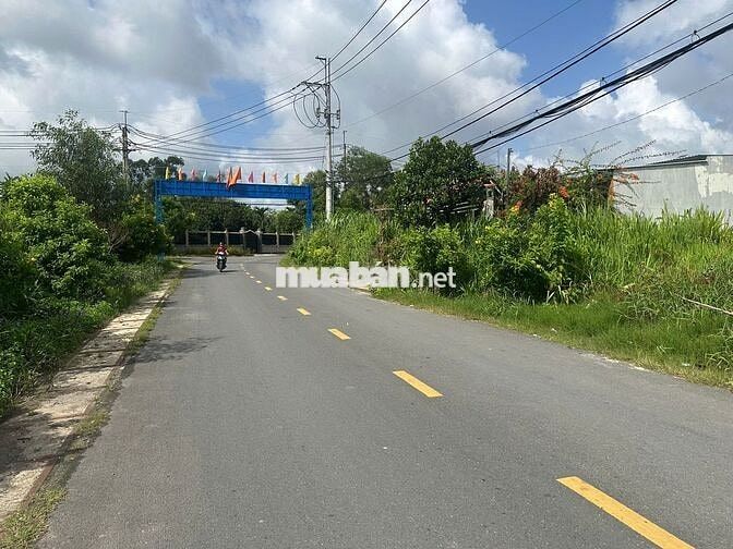 gần 500m2 ngay trung tâm Trảng Bàng cách Tp HCM 5 km 