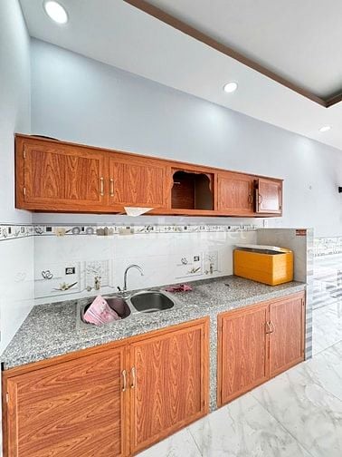 Bán nhà mặt tiền kinh doanh gần chợ Mỹ Hạnh Nam, giá 590tr gần Hóc Môn
