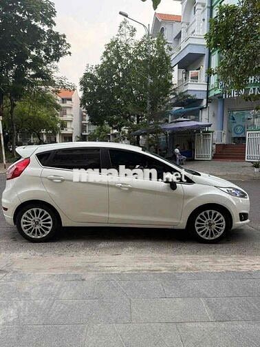 Ford Fiesta AT bản S 2014 Trắng 91000 km