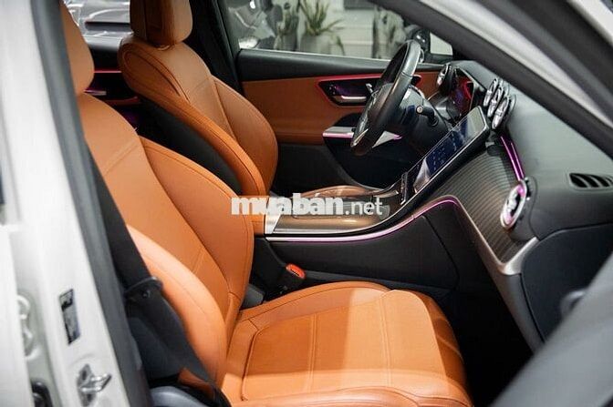 Mercedes GLC200 4 Matic All New 2023 Trắng