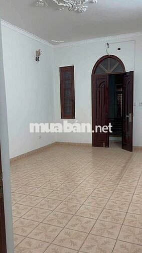Cho thuê nhà An Dương 66m², 4 tầng, ô tô đỗ cửa, 12 triệu/tháng