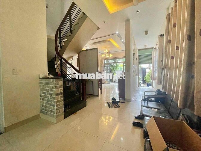 Nhà cho thuê 1 trệt 1 lầu P Trấn Biên ( Bửu Long cũ ) ngay đoàn ca múa