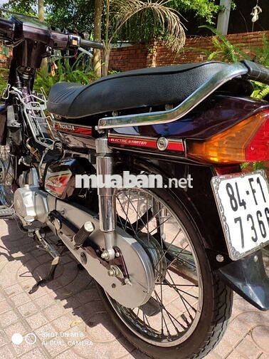 Honda Dream Thái đời đầu bs 4 số Trà Vinh