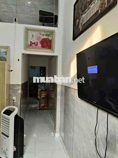 Cho thuê căn nhà,phường Bửu Hòa.  hẻm ô tô , có sân ô tô