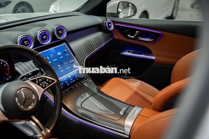 Mercedes GLC200 4 Matic All New 2023 Trắng