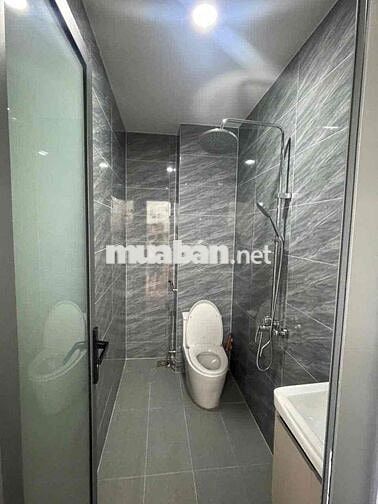 căn hộ full nội thất giá rẻ 8,900,000k. cọc 5,000,k