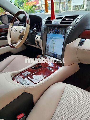 Lexus LS460L 2007 VIP 4 ghế massage