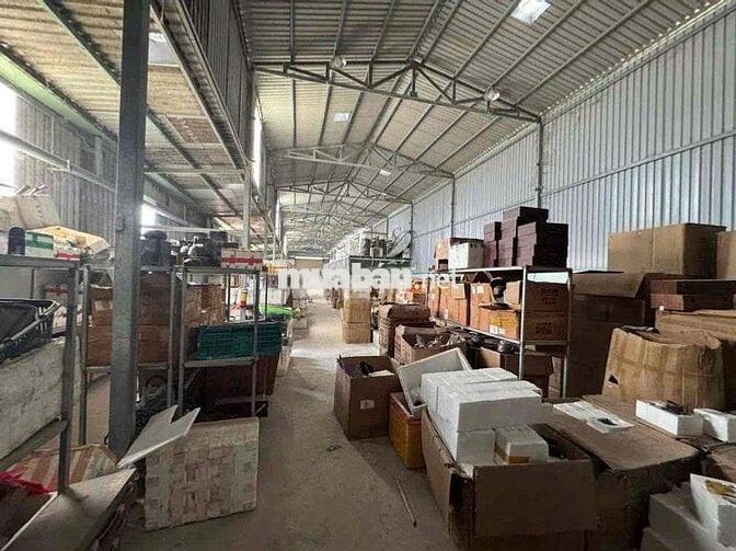 KHO XƯỞNG 700M² CÓ PCCC + VP LÀM VIỆC
