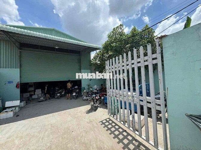 KHO XƯỞNG 700M² CÓ PCCC + VP LÀM VIỆC