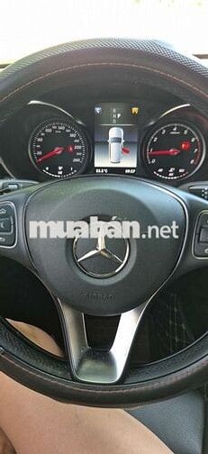 Mercedes-Benz GLC 250 4MATIC 2019 Đỏ