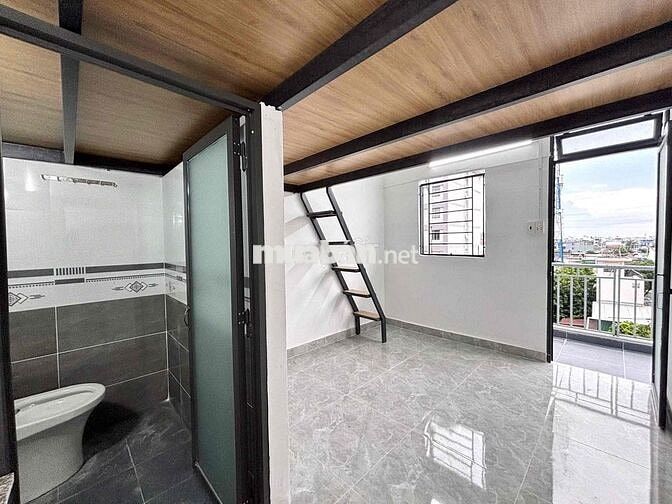 CHO THUÊ PHÒNG MỚI ĐI BỘ 50m QUA ĐẠI HỌC NGUYỄN TẤT THÀNH