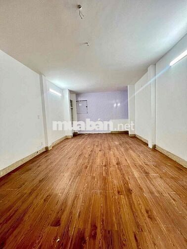 Nhà MTKD Thống nhất.Tân Phú.DT:4 X 19m Trệt lửng 2Lầu 5PN 4WC