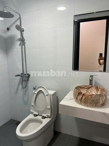 Chính chủ cho hộ gia đình thuê nhà ở mặt ngõ 22 phố Phúc Xá, Ba Đình