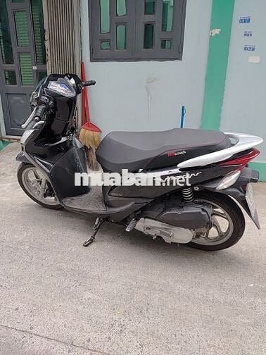 Nhà đi xe Honda Vision FI 2014 Đen BSTP Chíh chủ