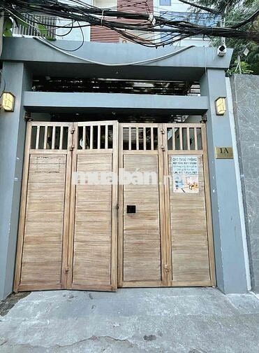 phòng ban công lớn gió thoáng + máy giặt + máy lạnh gần cầu Tham Lương
