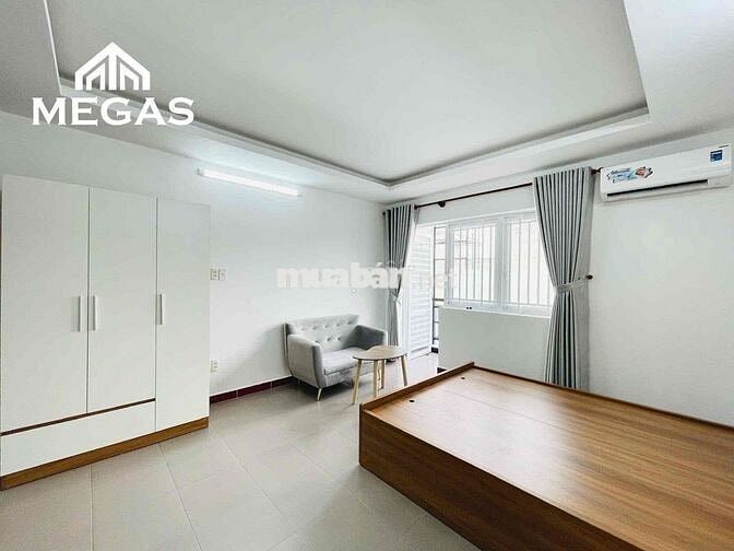 Cho Thuê Căn Ban công Ngay Âu Cơ - Lạc Long Quân - Đại Học Văn Hiến