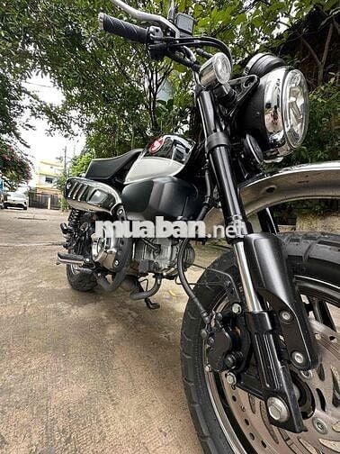 Honda Monkey 125 Đen, Bạc 10.800 km BSTP