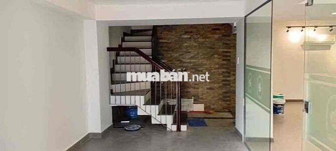 NGANG 9M, ỐP KÍNH FULL TOÀ, CÓ BÃI XE TẠI SỐ 5 NGUYỄN GIA TRÍ Q.BTH
