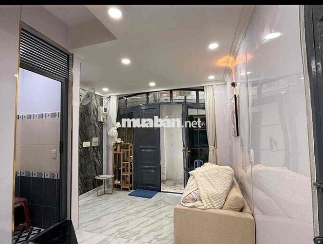 Cho thuê nhà nguyên căn Đường Phan Văn Trị P11 Quận BT
